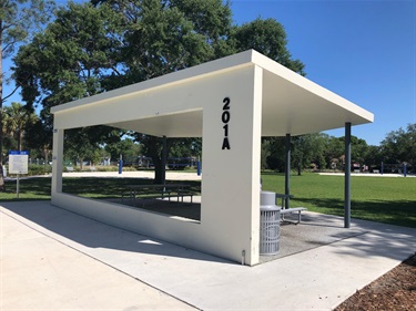 Crest Lake Park pavilion