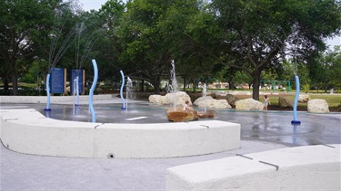 Crest Lake Park splash pad