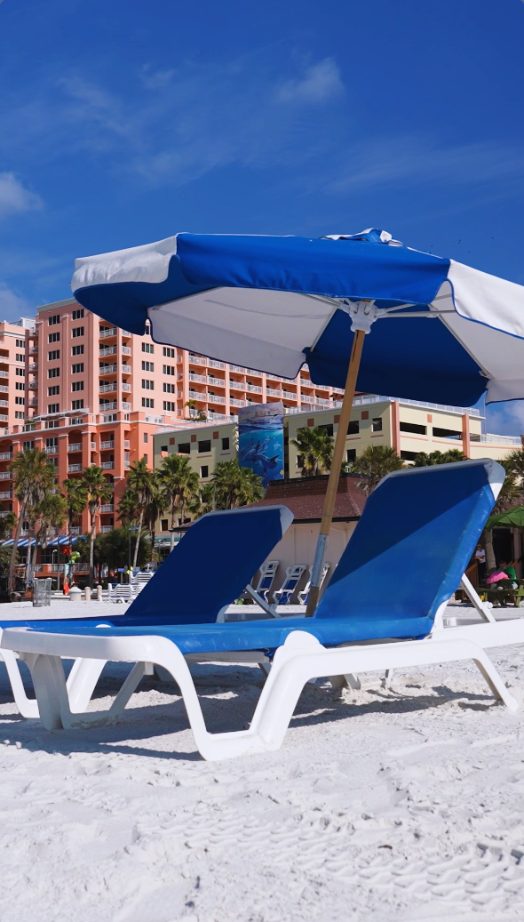 Picture of an umbrella on the beach