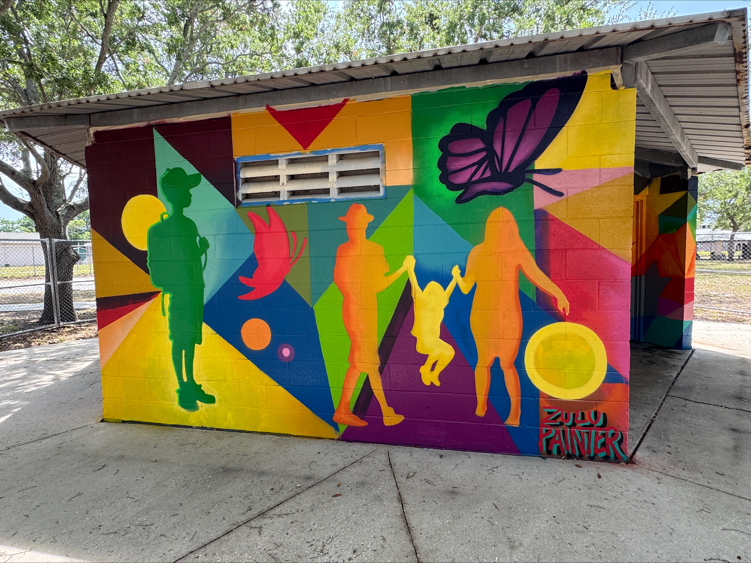 PLAY, LEARN, GROW mural