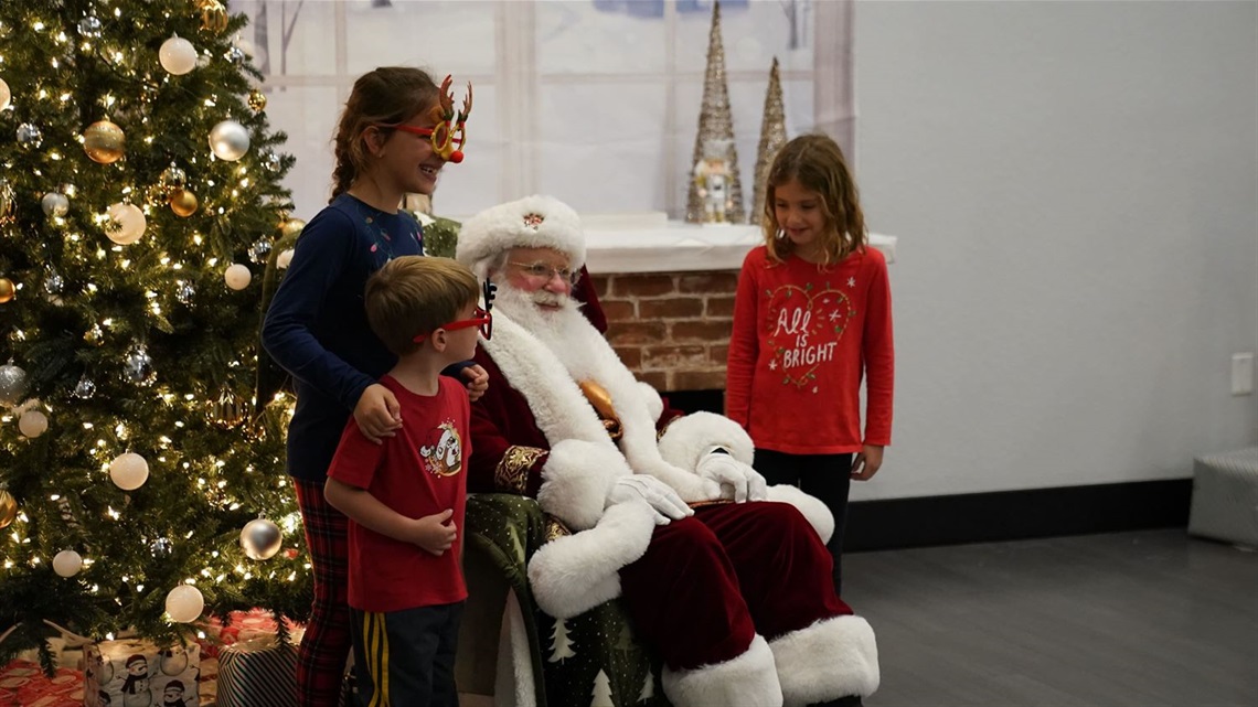 kids with Santa