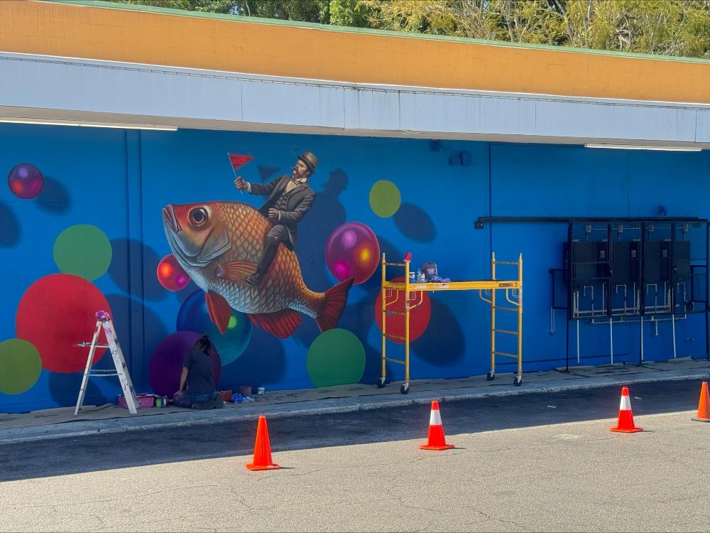 Image of Senor Bubble mural